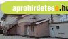 Elad rd kzponti rszn egy 4 laksos hz.