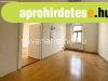 Belvrosi iroda kiad, patins pletben, kzponti helyen - 
