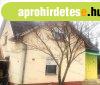 Tiszaf�ldv�ron elad� kertes csal�di h�z