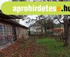 Feljtand raktrplet nagy telekkel elad Dunafldvron!