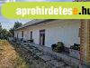 Jenőben, 2 szobás, nappalis felújítandó családi ház eladó. Jenőben, 2 szobás, nappalis felújítandó családi ház eladó.